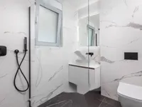 Недвижимость Трехкомнатная квартира Центр: 40