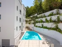 Недвижимость Трехкомнатная квартира Центр: 65