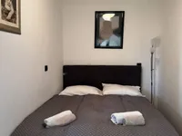 Недвижимость Трехкомнатная квартира, центр: 23