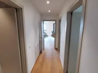 Недвижимость Четырехкомнатная квартира, Центр: 4