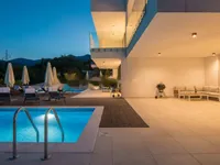 Недвижимость Семейный дом 247 м², новый: 4