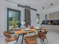 Недвижимость Семейный дом 247 м², новый: 13