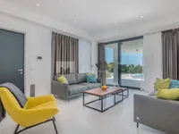 Недвижимость Семейный дом 247 м², новый: 15