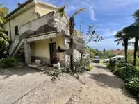 Недвижимость Дом для семьи Ика, Опатия: 1