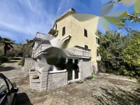 Недвижимость Дом для семьи Ика, Опатия: 2