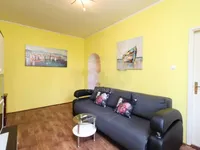 Недвижимость Двухкомнатная квартира Центр: 3