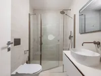 Недвижимость Трёхкомнатная квартира в Центре: 23