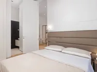 Недвижимость Трехкомнатная квартира в центре: 15