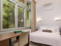 Недвижимость Трехкомнатная квартира в центре: 18