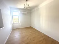 Недвижимость Двухкомнатная квартира, центр: 7