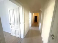 Недвижимость Двухкомнатная квартира, центр: 9