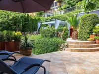 Недвижимость Четырехкомнатная квартира, Центр: 5