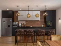 Недвижимость Семейный дом 225 м², Центр: 4