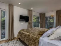 Недвижимость Семейный дом 225 м², Центр: 9