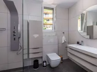 Недвижимость Семейный дом 225 м², Центр: 11