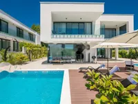 Недвижимость Семейный дом 516 м², Опатия: 17