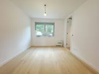 Недвижимость Трехкомнатная квартира в центре: 18