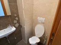 Недвижимость Трёхкомнатная квартира в центре: 8