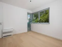 Недвижимость Трехкомнатная квартира Центр: 21