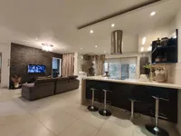 Недвижимость Primrose Central Apartments: 1