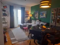 Недвижимость Трехкомнатная квартира в центре: 1