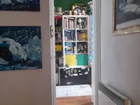 Недвижимость Трехкомнатная квартира в центре: 8