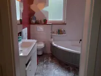 Недвижимость Трехкомнатная квартира в центре: 12