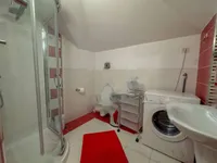 Недвижимость Четырехкомнатная квартира Побрии: 21