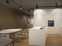 Недвижимость Четырехкомнатная квартира в центре: 7