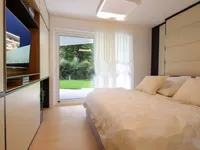 Недвижимость Трёхкомнатная квартира в центре: 13