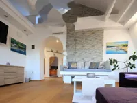 Недвижимость Четырехкомнатная квартира в центре: 9