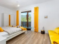 Недвижимость Многоквартирный дом Вепринац: 11