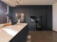 Недвижимость Четырёхкомнатная квартира Центр: 15