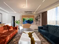 Недвижимость Четырёхкомнатная квартира Центр: 18