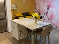 Недвижимость Двухкомнатная квартира Центр: 3