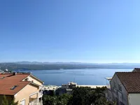 Недвижимость Трехкомнатная квартира Центр: 6