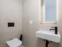 Недвижимость Трёхкомнатная квартира, Опатия: 18