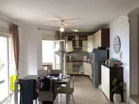 Недвижимость Четырехкомнатная квартира Побри: 2