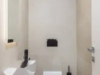 Недвижимость Трехкомнатная квартира в Центре: 13