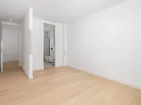 Недвижимость Трехкомнатная квартира в Центре: 27