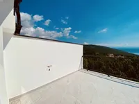 Недвижимость Трехкомнатная квартира в Опатии: 16