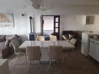 Недвижимость Трехкомнатная квартира Вепринац: 3