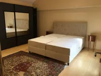 Недвижимость Трехкомнатная квартира Центр: 10