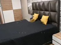 Недвижимость Двухкомнатная квартира в центре: 25