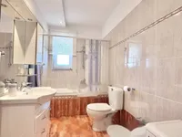 Недвижимость Четырехкомнатная квартира Ика: 16