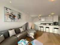 Недвижимость Трехкомнатная квартира Центр: 10