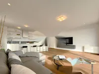 Недвижимость Трехкомнатная квартира Центр: 11