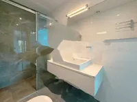 Недвижимость Трехкомнатная квартира Центр: 36