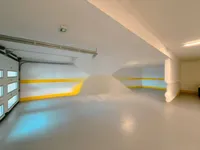 Недвижимость Трехкомнатная квартира Центр: 42