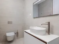 Недвижимость Двухкомнатная квартира Центр: 11